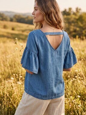 Loft XS Blue Chambray Flutter‎ Cutout Keyhole Back Top Boho Western Casual Chic